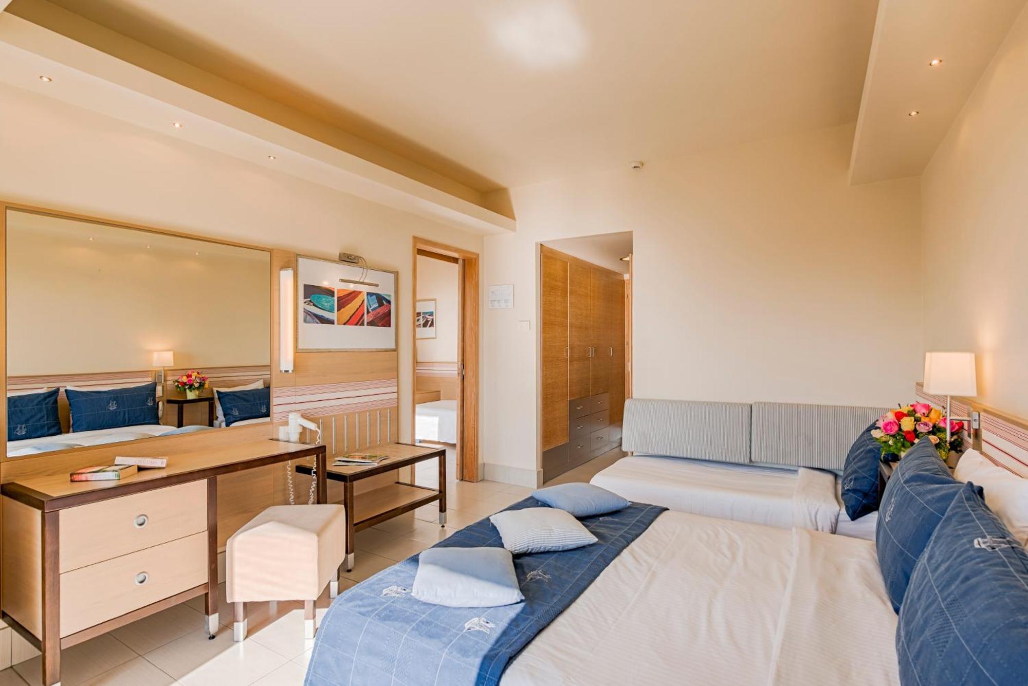 Hotel Esperides 4*